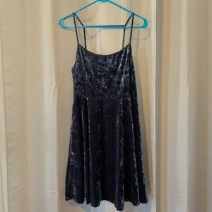 Forever 21 blue velvet dress NWOT